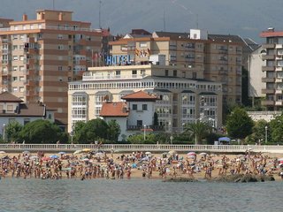 Las Rocas Playa Hotel,Cantabria>>Bilbao,4 star