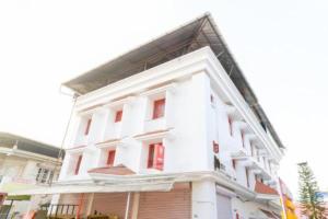 veu riitzy village residency
