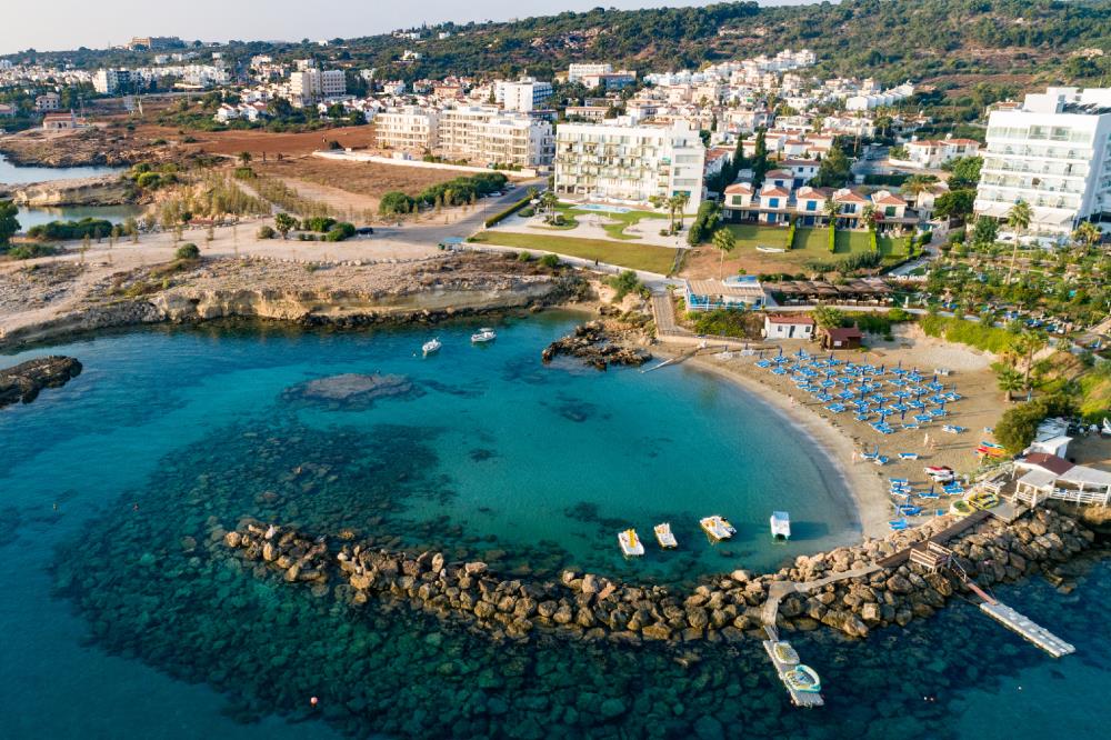 cavo maris beach hotel