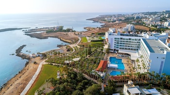paralimni
