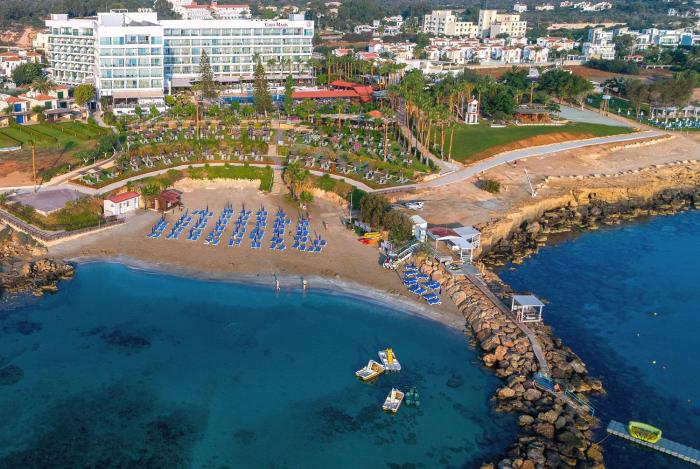 cavo maris beach hotel