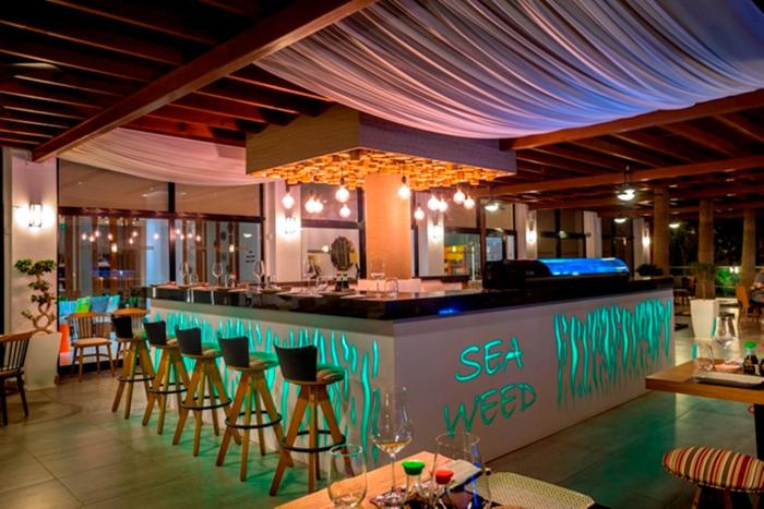 cavo maris beach hotel