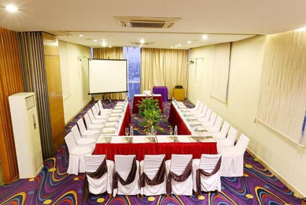 a25 hotel 12 ngo sy lien