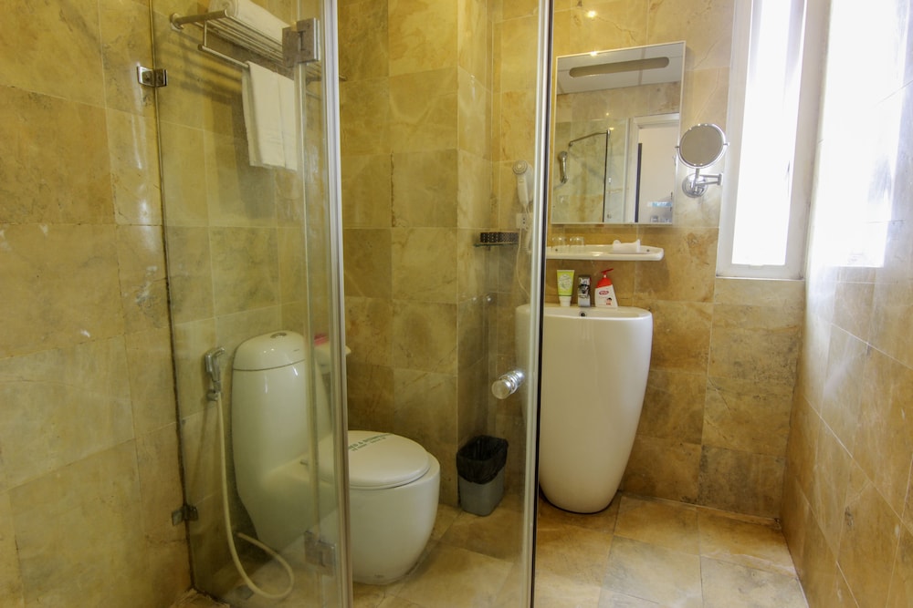 a25 hotel 12 ngo sy lien