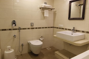 The Grand Tulip,Maharashtra>>Pune,3 star