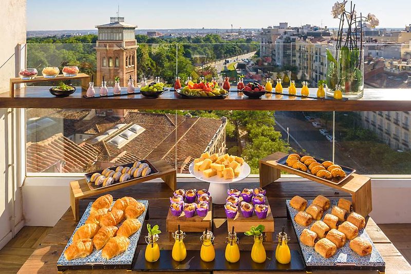 h10 puerta de alcala