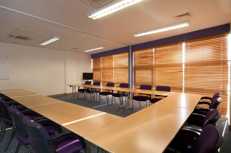 edinburgh park airport