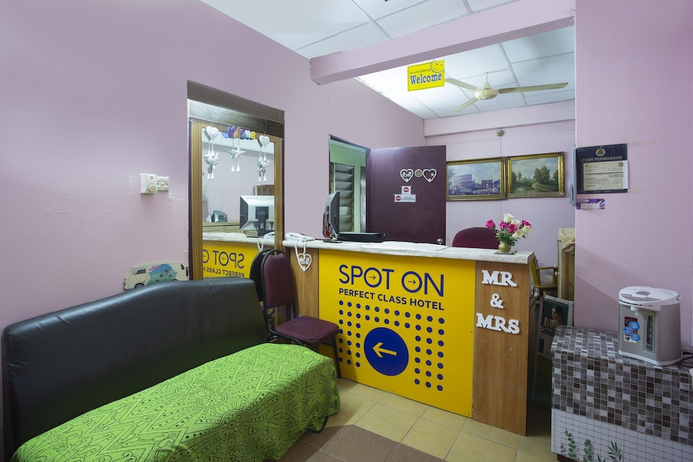 spot on 89962 perfect class hotel