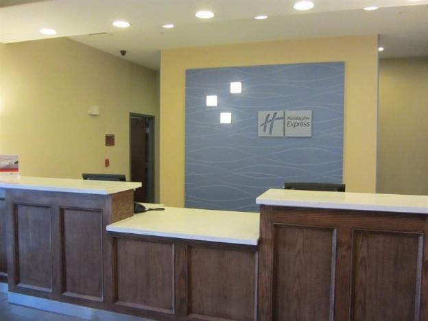 holiday inn express and suites monahans i 20