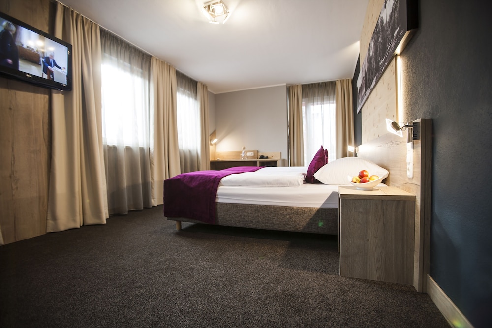 amalienburg boutique and boarding hotel