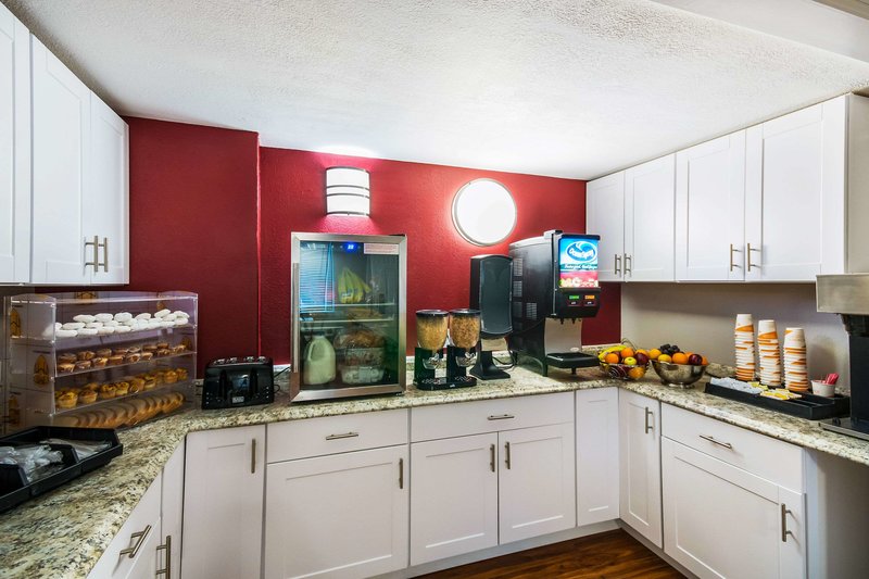 days inn by wyndham charleston wv