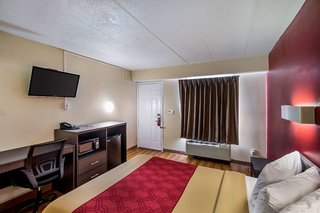 days inn by wyndham charleston wv