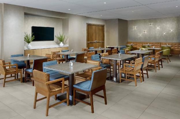 springhill suites by marriott chicago downtown river north