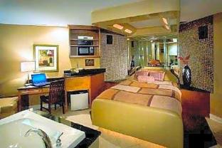 the champagne lodge and luxury suites