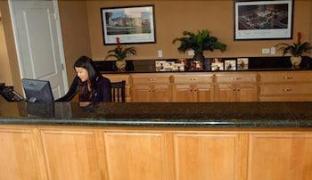 the champagne lodge and luxury suites