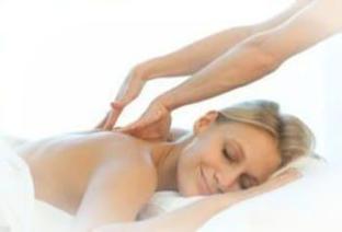 the champagne lodge and luxury suites