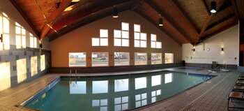 cmon inn hotel and suites