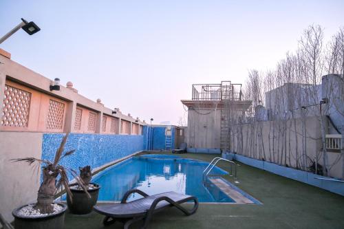 Cube Hotel Dubai,,3 star