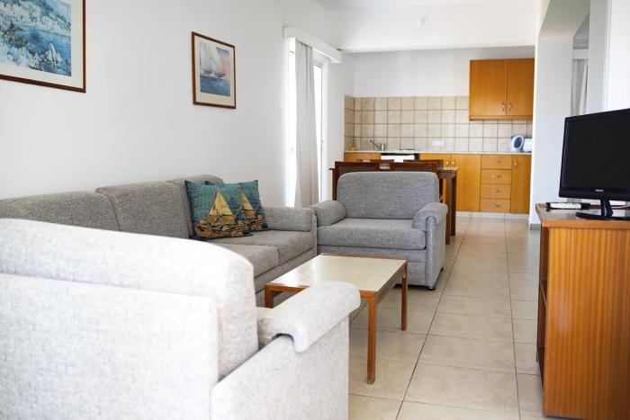 sun hall beach hotel apts