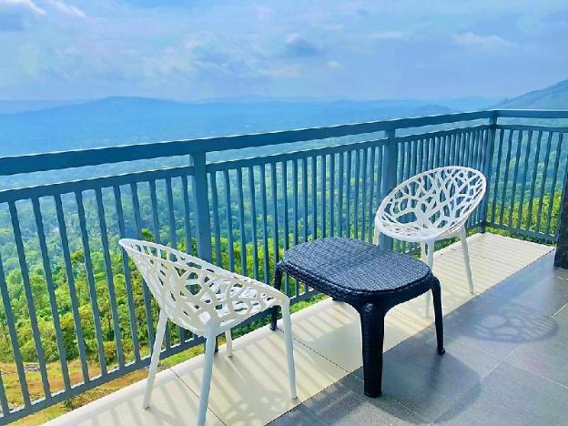 the windy mist resort munnar