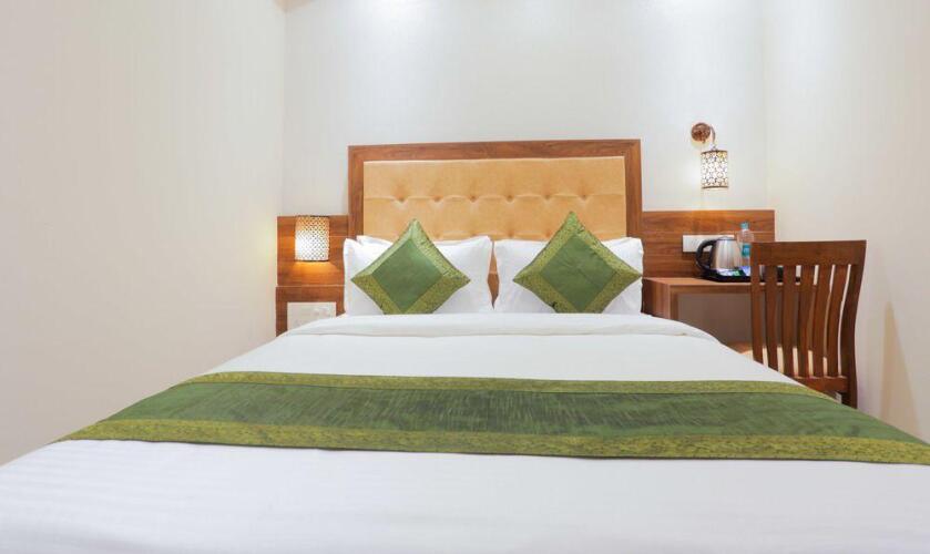 hotel amber palace mumbai central