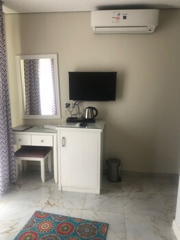 tiba rose plaza hurghada