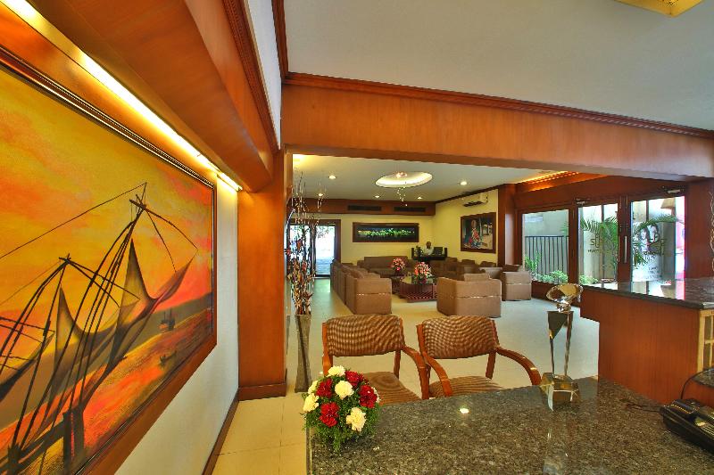 Hotel Palmyra Grand Inn,Ernakulam,3 star