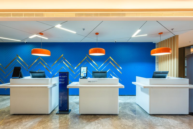 holiday inn express xinji city center an ihg hotel