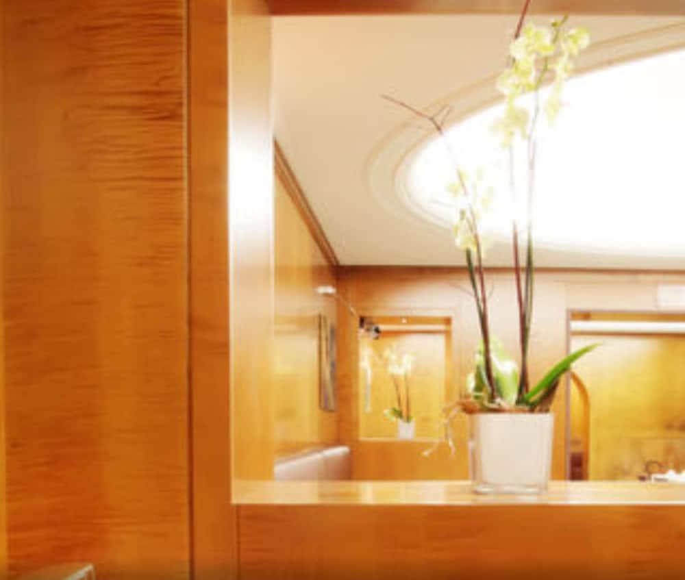 albergo santa chiara hotel rome