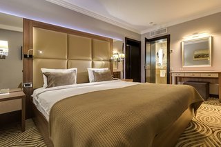 Premier Hotel Dnister,Lviv Oblast>>Lviv,4 star