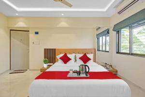 hotel sunrise juhu