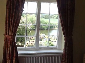 The Hope & Anchor,Cirencester>>Bristol,3 star