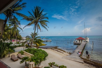 the palms oceanfront suites