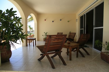 the palms oceanfront suites