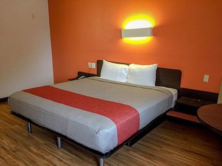 motel 6 woodway tx