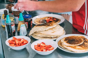 nomads sydney hostel