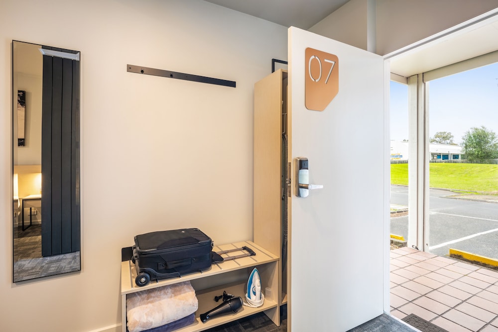 nightcap at keysborough hotel