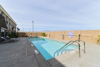 holiday inn express and suites indio coachella valley