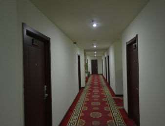 Super 8 Hotel (Huludao Railway Station Square),Lianshan>>Huludao City,2 star