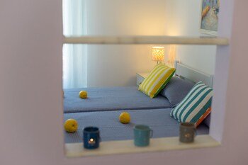 cyclades studios paros