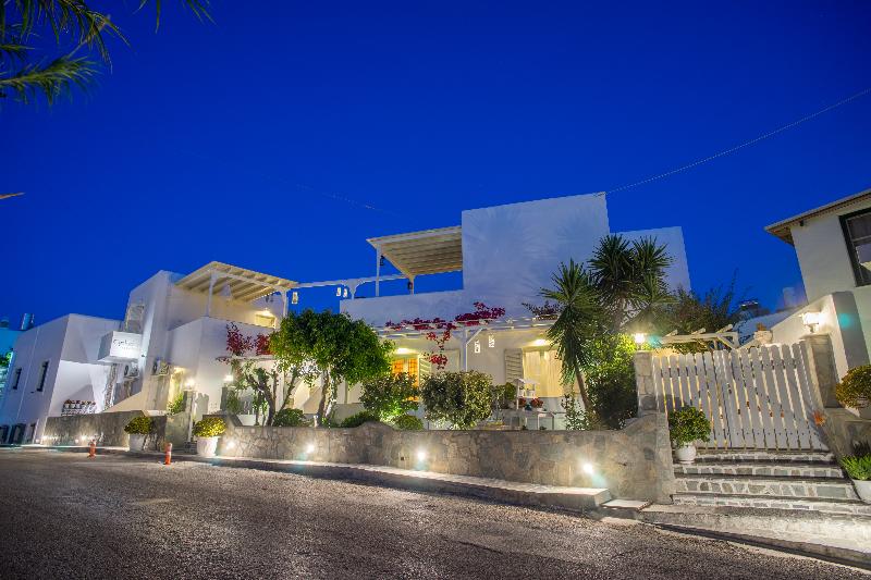 cyclades studios paros