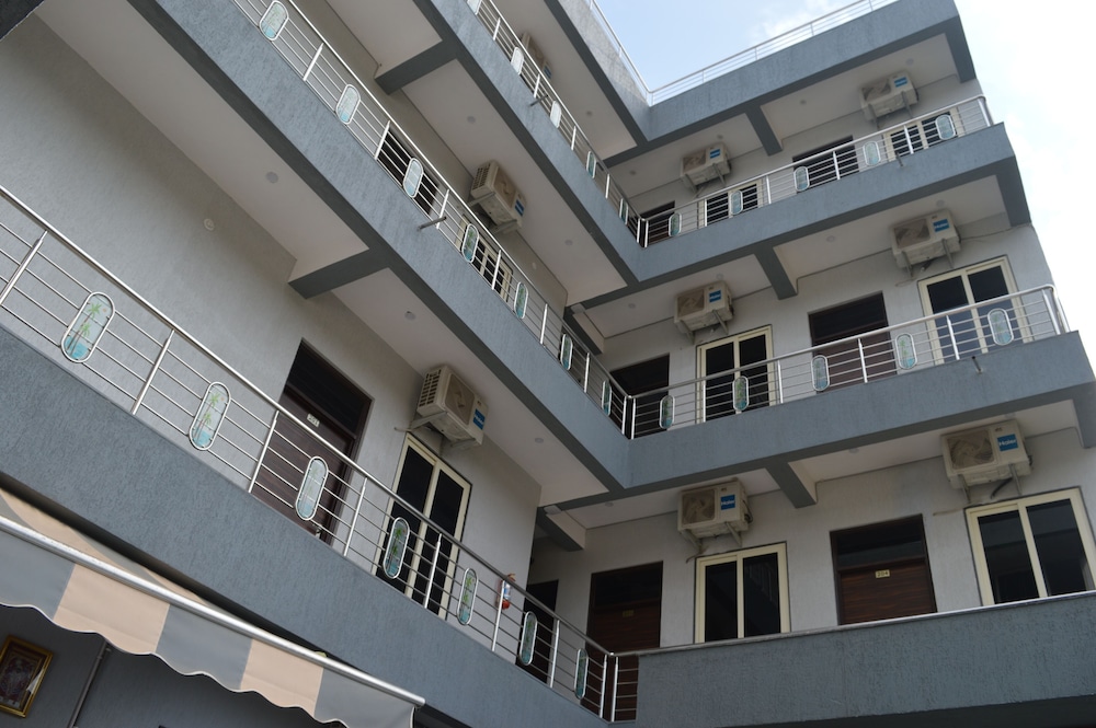 ranbanka hotel and restaurant