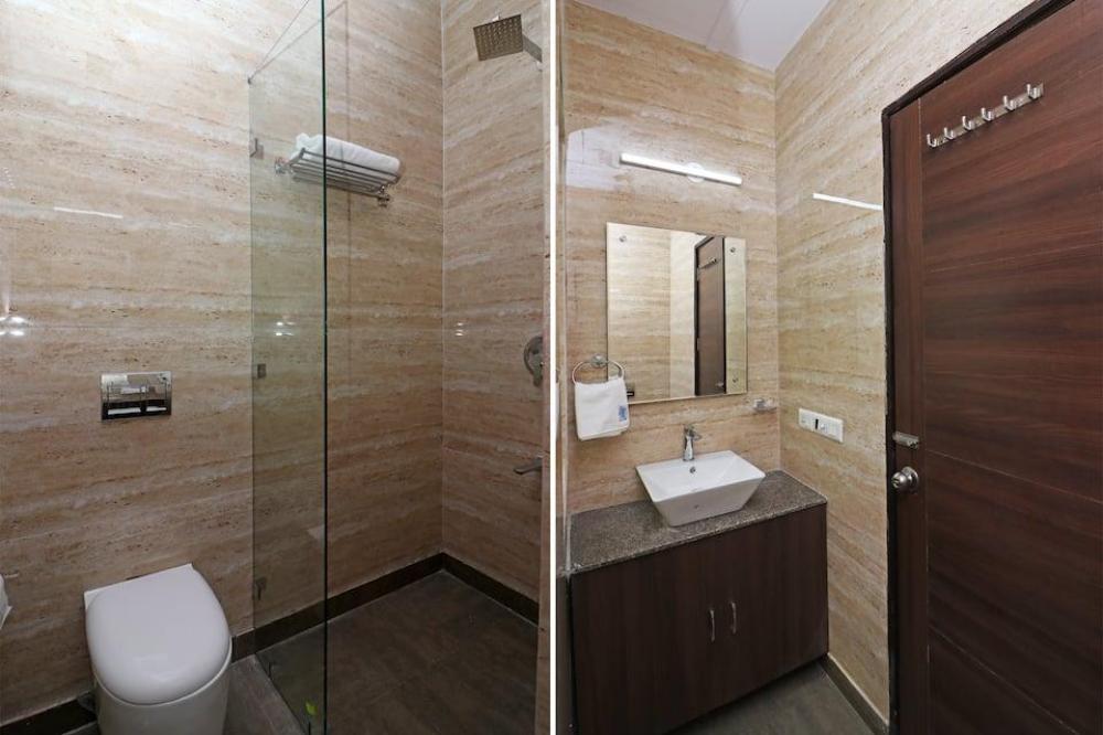 sks premier golf course road