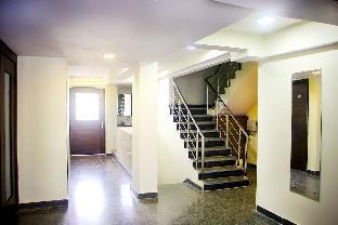 sks premier golf course road