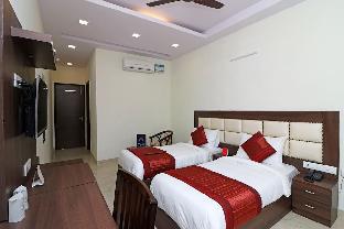 sks premier golf course road