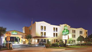 La Quinta Inn & Suites By Wyndham St. Petersburg Northeast,St. Petersburg>>St. Pete Beach,3 star