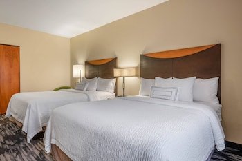 fairfield inn and suites holiday tarpon springs