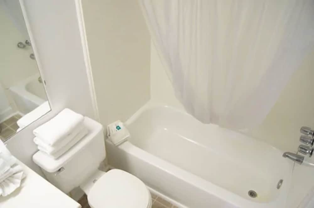 the oceanfront viking motel