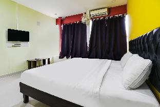 oyo hkh homes near royal meenakshi mall