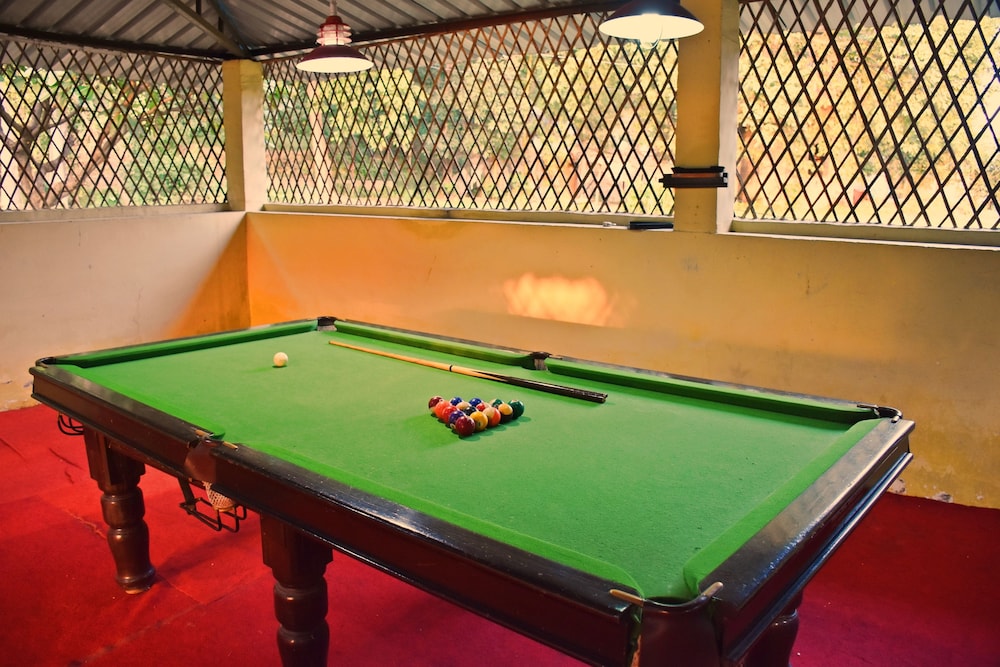 click resort corbett tiger den
